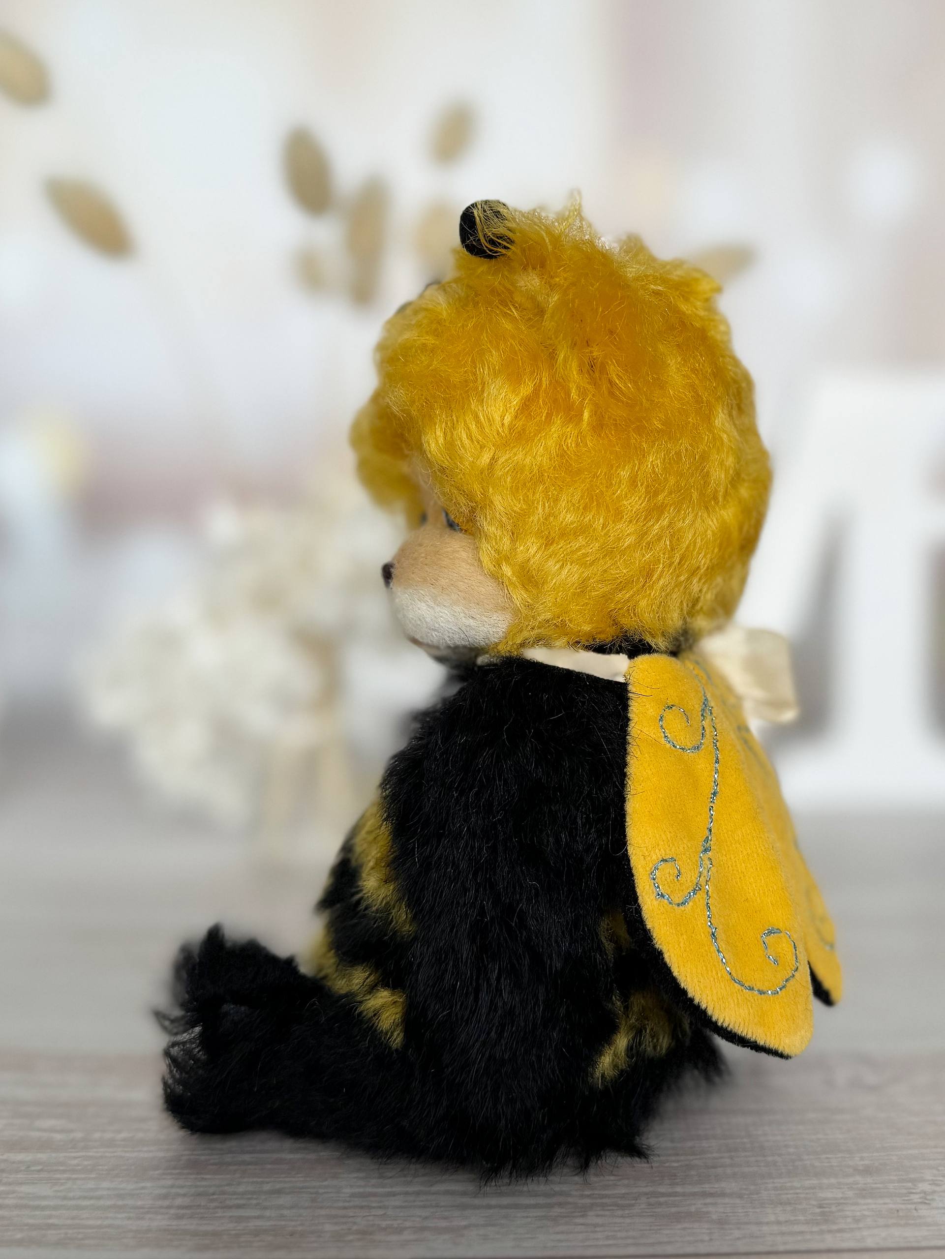 Handmade mohair teddy bear Little Sunny Bee, 16 cm, full body view