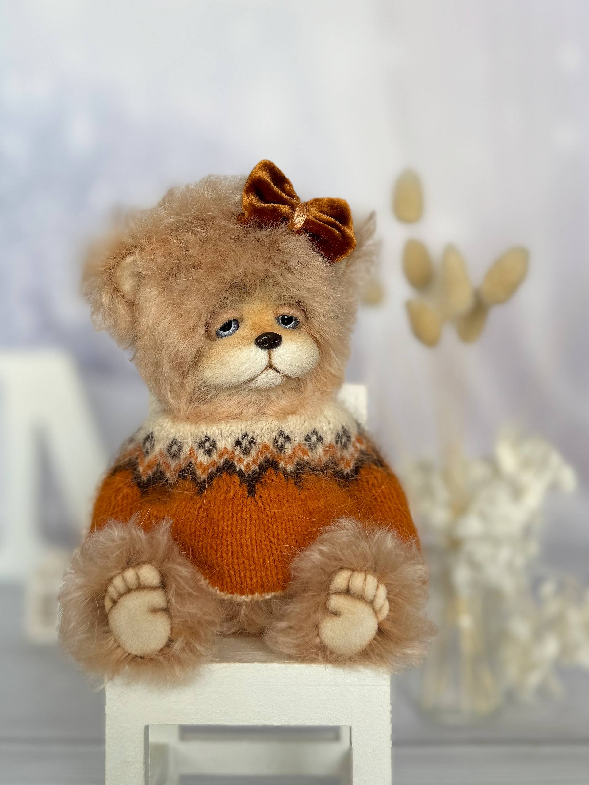 Alma collectible bear - side view showing movable joints