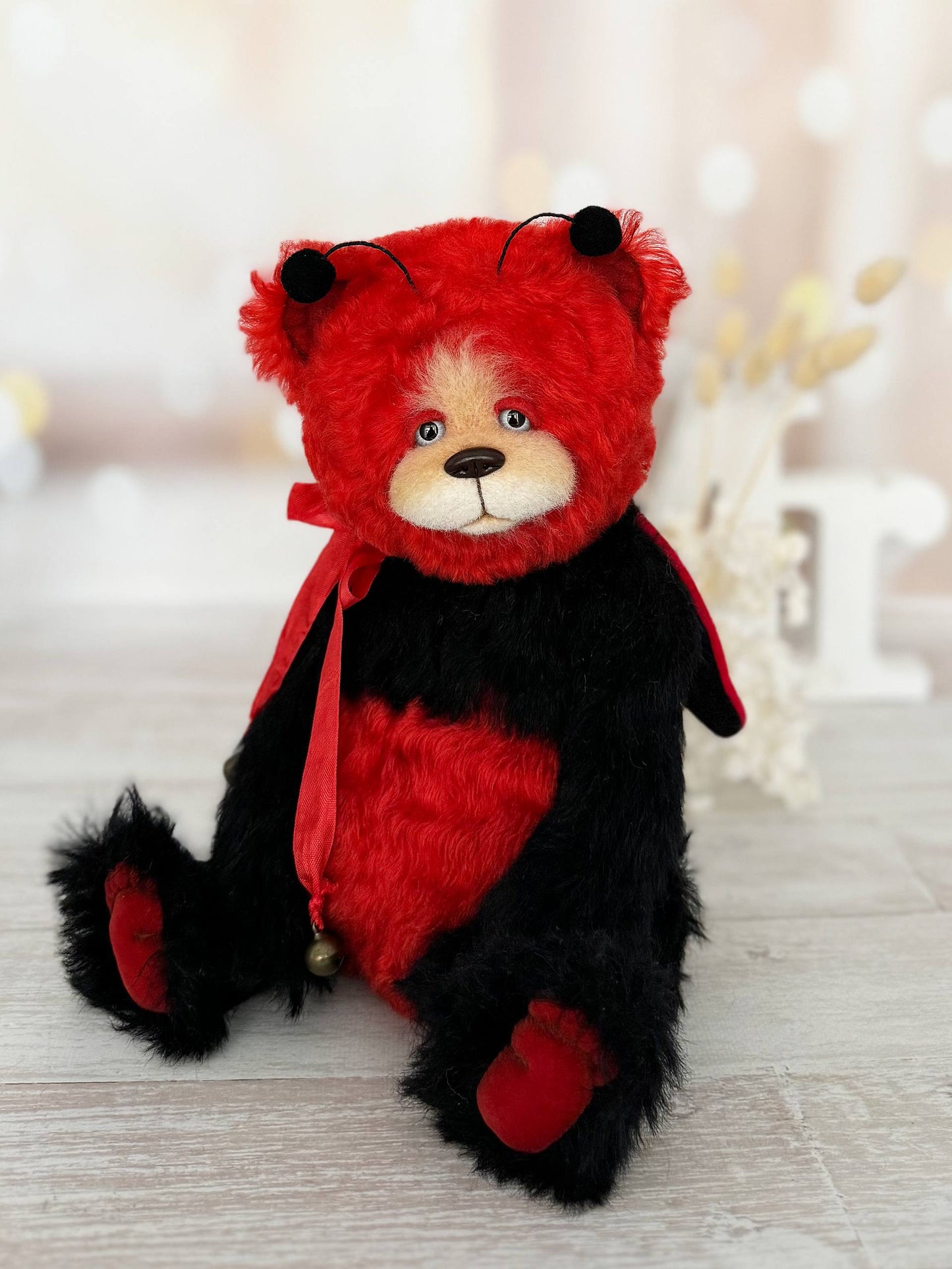 uxury mohair bear Scarlet Ladybug Deluxe with super soft fluffy fur, texture detail